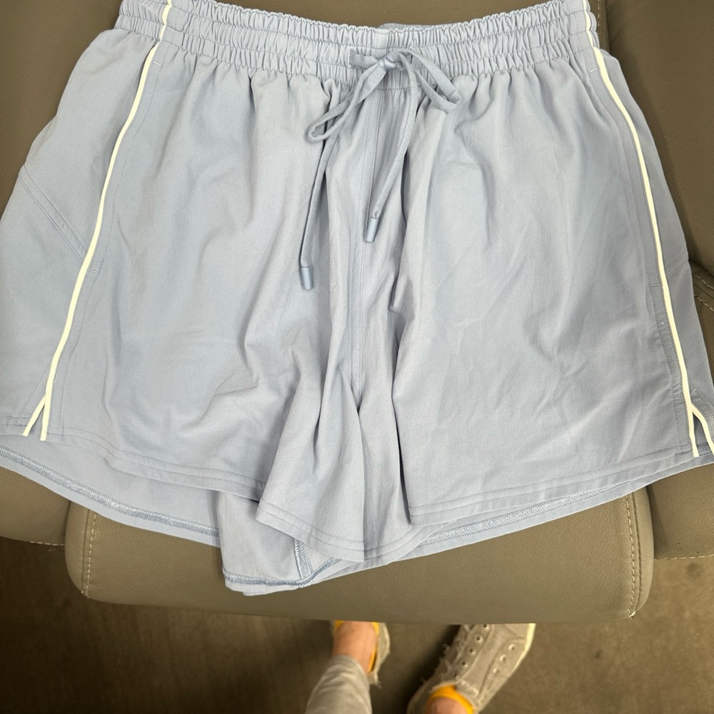 lululemon athletica Court Rival, 3”, Size 6